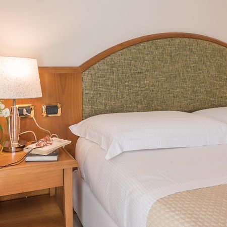 Albergo Villa Priula Sorisole エクステリア 写真