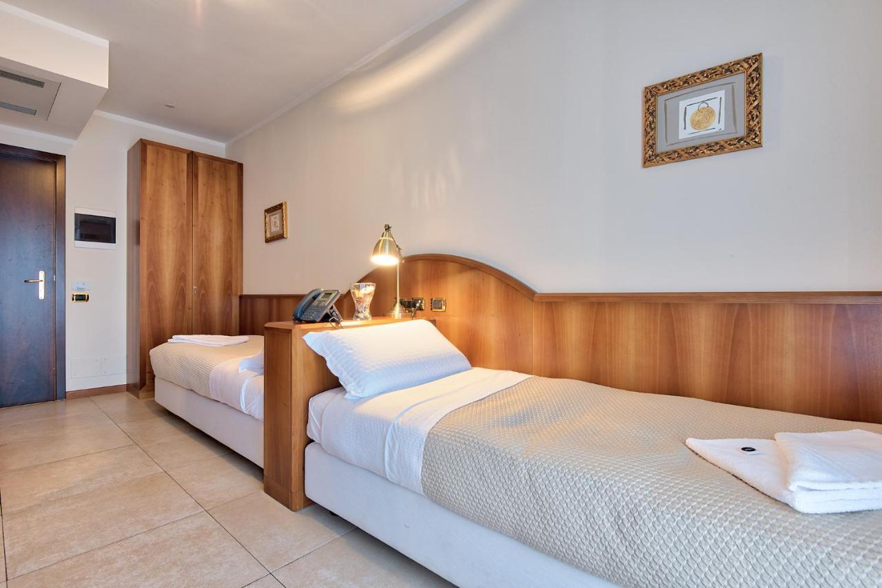 Albergo Villa Priula Sorisole エクステリア 写真